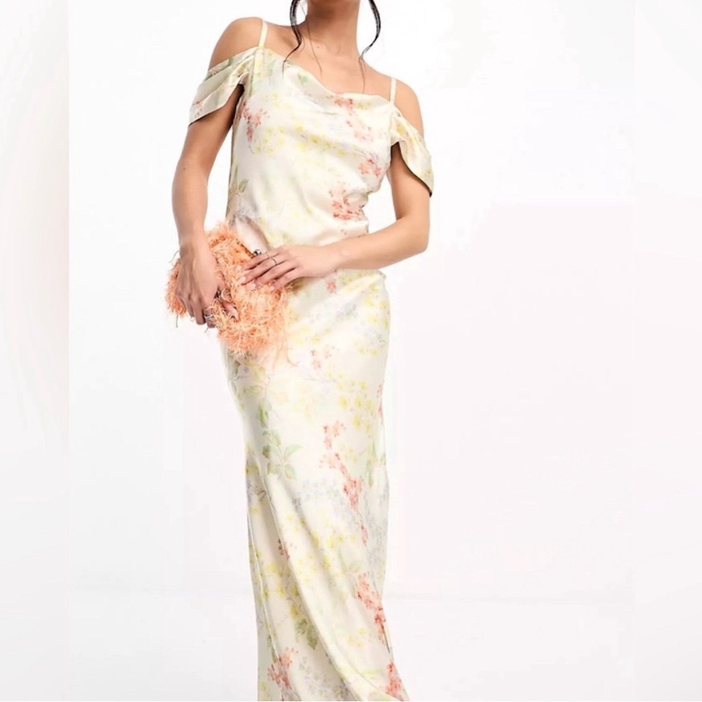 Hope & Ivy Ivory Floral Dress NWT